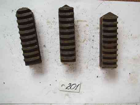 Кулачки патрон токарный  ф 200мм    ф 250мм